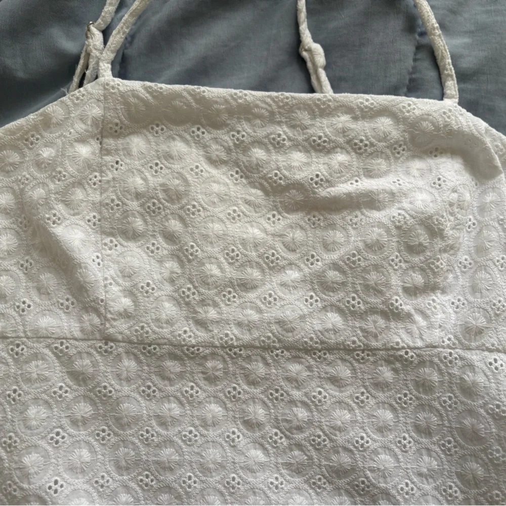 White Eyelet Lace Summer Dress Girls Size M Adjustable Straps Lined